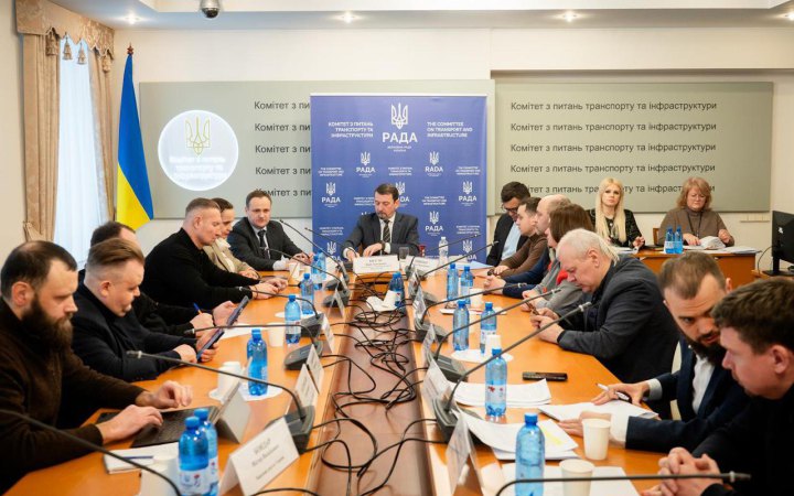 РФ пошкодила та знищила майже 700 об'єктів портової інфраструктури та майже 24 тисяч – залізничної