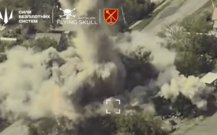 Сили безпілотних систем ЗСУ уразили російський склад боєприпасів авіабомбою AASM Hammer