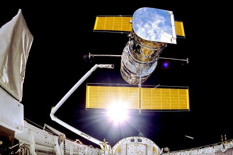 Инженеры NASA возобновили работу телескопа Hubble 