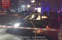 У центрі Києва розстріляли автомобіль (оновлено)