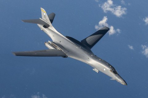 Бомбардувальники США пролетіли над Корейським півостровом