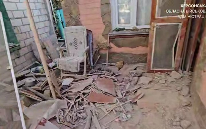 Унаслідок російського удару у Херсоні постраждала цивільна
