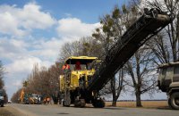 На Київщині триває ремонт доріг обласного значення