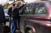 В Киевской области главу сельсовета задержали при получении 60 тыс. гривен взятки