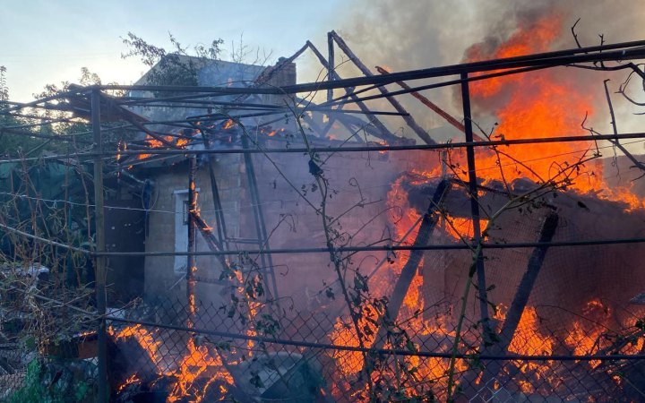 Росіяни знову обстріляли Нікопольський район Дніпропетровщини, є поранений