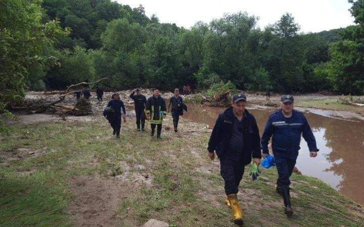 На Тернопільщині троє людей загинули через зливу