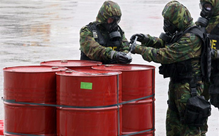 Росія продовжує підтримувати програму наступальної біологічної зброї, - Держдепартамент