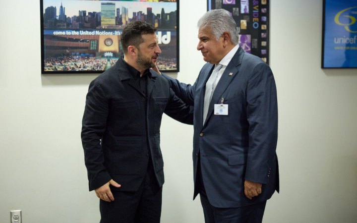 ​Зеленський обговорив з президентом Панами санкції проти російського танкерного флоту 