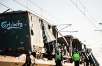 Шесть человек погибли при крушении поезда в Дании