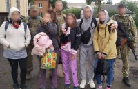 У Харківській області прикордонники визволили пʼятьох підлітків, яких закрили в підвалі росіяни
