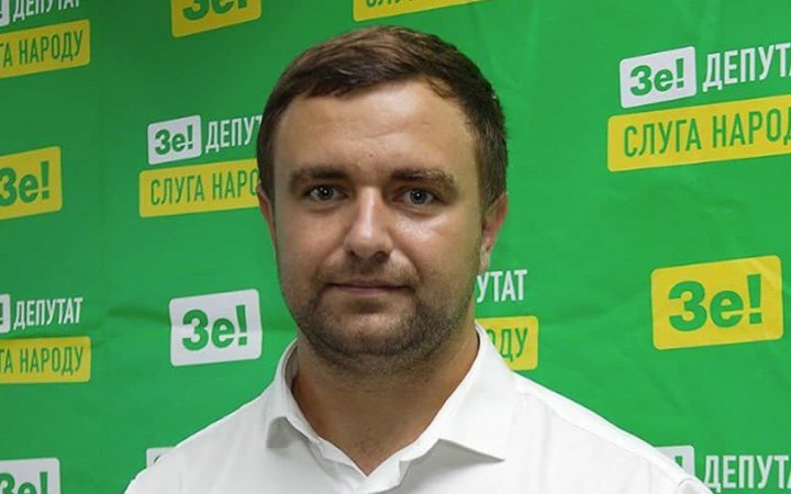 ”Слуга народа” подозревает нардепа Ковалева в госизмене и приостановила его членство во фракции