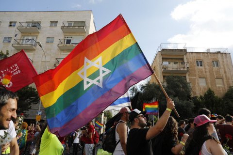 Верховний суд Ізраїлю дозволив сурогатне материнство для одностатевих пар