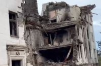 Окупанти знищили в Україні 22 музеї та галареї і 9 театрів та філармоній