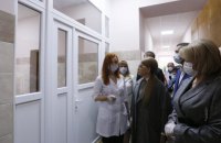 Тимошенко пропонує внести зміни в бюджет, щоб забезпечити людей безкоштовними тестами на ковід та ліками