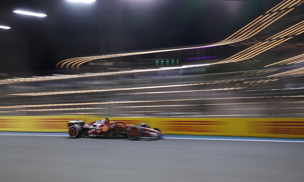 Льюїс Гемілтон