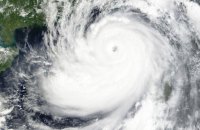 Кількість жертв тайфуну Рагаса зросла до 17. Поранені ще десятки людей