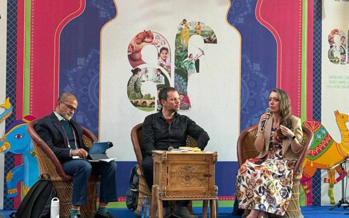 Українська поезія прозвучала на великому фестивалі Jaipur Literature Festival в Індії