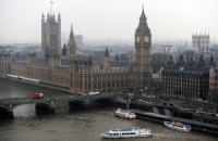 Британський парламент частково евакуювали через загрозу теракту