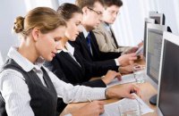 Чи вигідно працювати офіційно українцю, який не знає свої права?