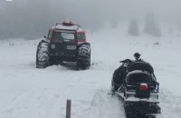 У Карпатах заблукав ухилянт, його госпіталізували з переохолодженям