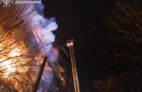 Головне за ніч та ранок вівторка, 2 грудня: удар по багатоповерхівці в Краматорську, понад 220 боєзіткнень, жалоба у Дніпрі