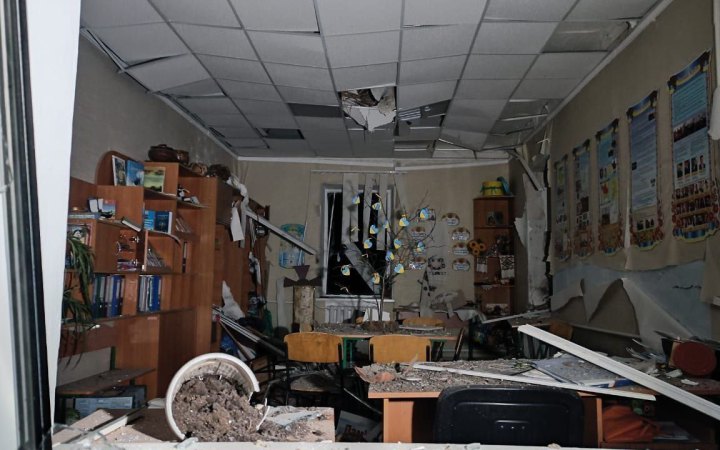 Вчора росіяни атакували Дніпропетровщину. Понівічені будинки, підприємство і гімназія