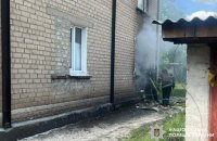 Росіяни поранили у Донецькій області двох дітей та їхню матір