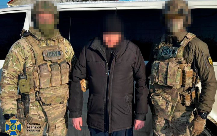 На Полтавщині чоловіка підозрюють в коригуванні ударів ворога та поширенні фейків про ЗСУ