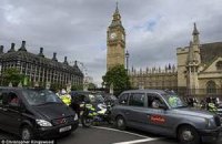 Таксисты Лондона бастуют против «олимпийских» полос