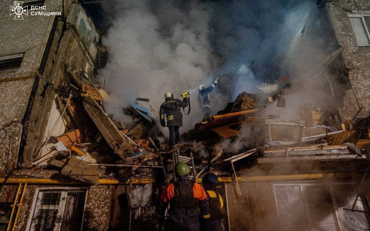 МВС: у трьох українських містах через атаки РФ знищені багатоповерхівки