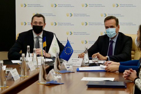 Україна отримає грант на 1 млн євро для впровадження енергоефективності лікарень, – Чернишов