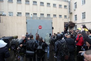 42 затриманих в Одесі етапували в СІЗО Центральної України