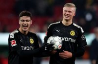 Игрок "Боруссии" забил великолепный гол, став самым молодым автором гола в истории Кубка Германии