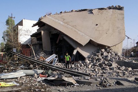 В Ираке при взрыве в шиитской святыне погибли 35 человек