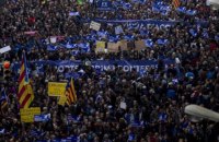 У Барселоні десятки тисяч людей пройшли маршем на підтримку мігрантів