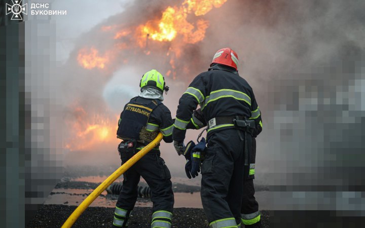На Буковині через влучання ворожих дронів знеструмлені 17 населених пунктів