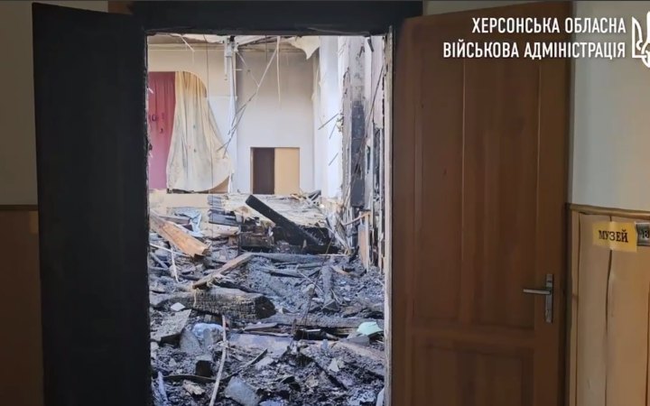 Росіяни знищили ще один освітній заклад в Херсоні