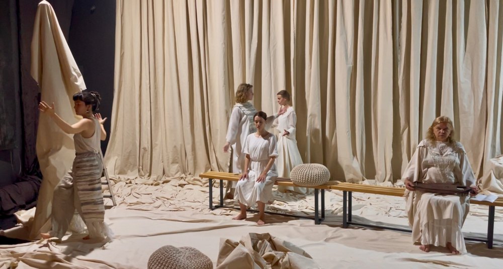 Репетиція вистави «Пенелопея»