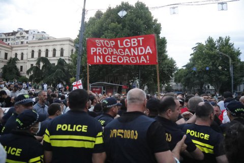 У Грузії розслідують смерть телеоператора, якого побили противники ЛГБТ-спільноти