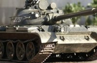 Окупанти підтягнули на Херсонщину майже 30 розконсервованих танків Т-62