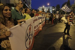 В Греции бастующие энергетики пообещали обесточить страну