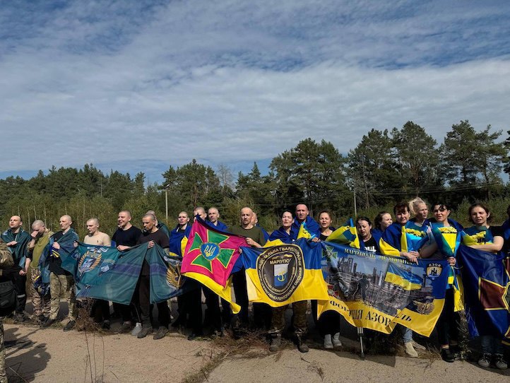 Украина вернула домой 49 пленных