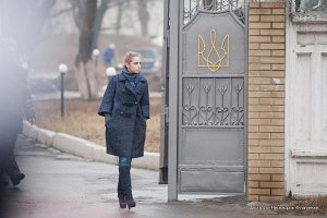​Евгению Тимошенко не пускают на встречу с мамой