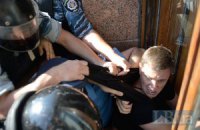 Прокуратура завела дела на депутатов и милиционеров по событиям у Киевсовета