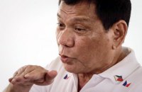 Президент Філіппін запропонував щепити незгодних з вакцинацією увісні