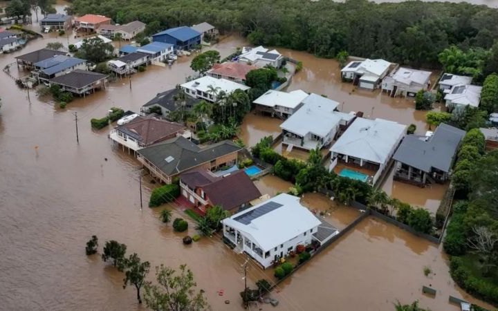 В Австралії після рекордних дощів загинули дві людини, стільки ж зникли безвісти