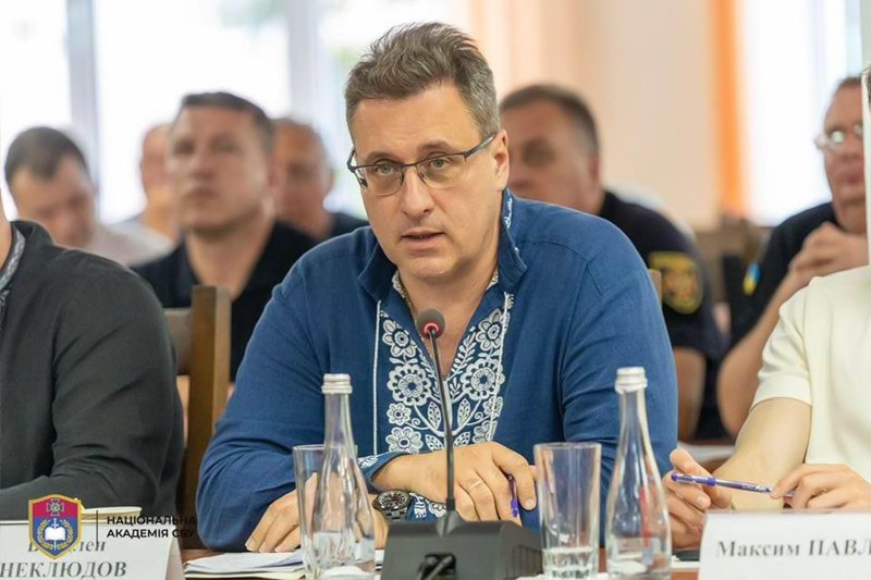 Владлен Неклюдов