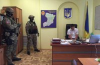 Прокурор Сарн задержан по подозрению в причастности к незаконной добыче янтаря