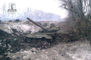 Уночі бойовики не припиняли обстрілювати позиції українських військових