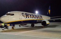 В Борисполе приземлился корпоративный самолет Ryanair